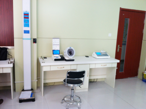 �ҹ�˾������Ա�����ݽ��н���С�ݰ�װ����