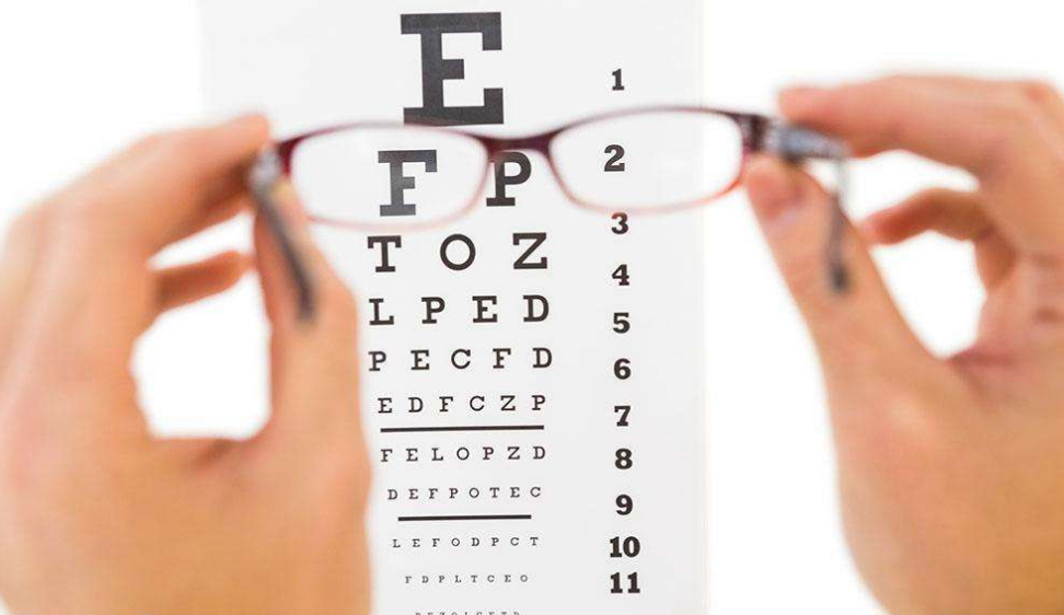 ������������Ǹ�������ɫ�˾�